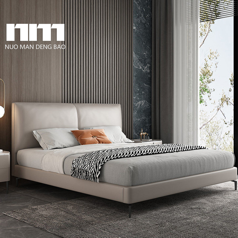 Italian minimalist leather bed double bed master bedroom big wedding bed 2022 new net red soft bag simple modern light luxury