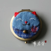 Счастливая кошка