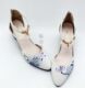 ພາກຮຽນ spring ຮູບແບບເກົ່າແກ່ Hanfu ອົງປະກອບ cheongsam ຫນາ heel ແຫຼມ toe ມື painted ກັນນ້ໍາ buckle sandals ເກີບແມ່ຍິງກາງ heel