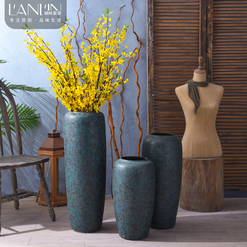 Restoring ancient ways of large ceramic vase do old furnishing articles dried flower arranging flowers sitting room adornment hotel courtyard coarse some ceramic pot