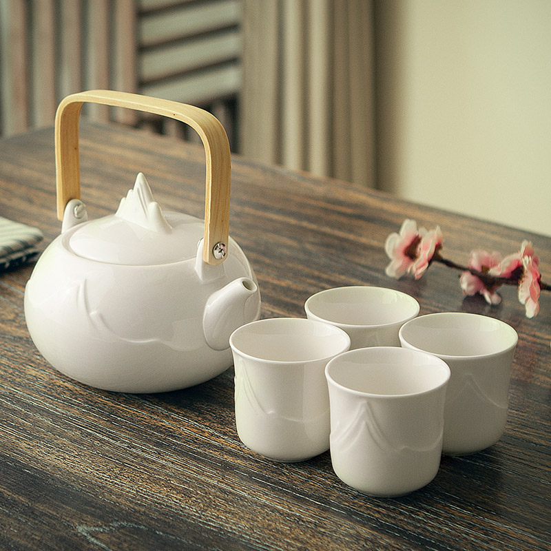 A pot of four cups of tea sets suit Chinese tea cup teapot tea cup with ceramic water kung fu tea set