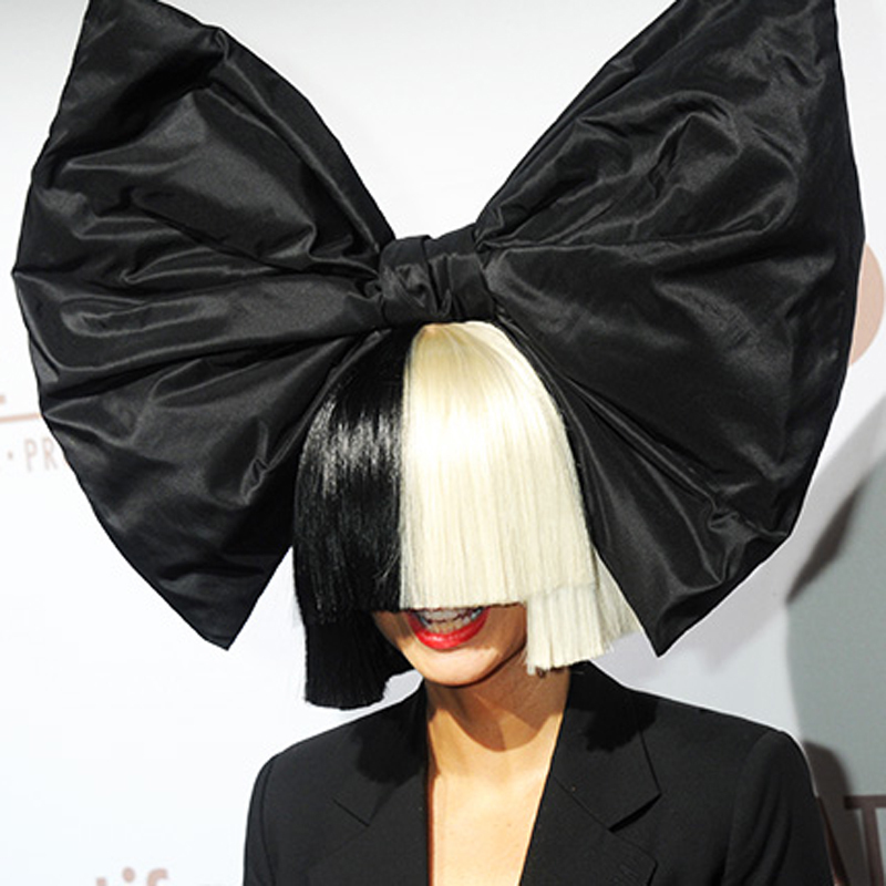 Sia-Style Women's Wig, Black and Gold Two-Tone, Bobo Cut with Bangs, Two-Tone Short Straight Hair Wig, European and American Style Sia-Style Women's Wig, Black and Gold Two-Tone, Bobo Cut with Bangs, Two-Tone Short Straight Hair Wig, European and American Style