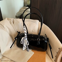 Черная подвеска, лента