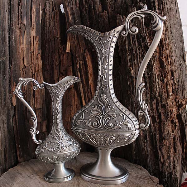 Retro Metal Bronze Vase Scandinavian Style Tinware Antique American Style Home Decoration Ornaments Flower Vases Retro Metal Bronze Vase Scandinavian Style Tinware Antique American Style Home Decoration Ornaments Flower Vases