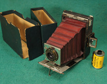 100 years of little red cavity - - - Premoette JR