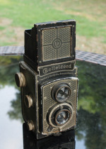 FLOWER SKIN CAT - - - ROLLEICORD 1 (ART DECO)