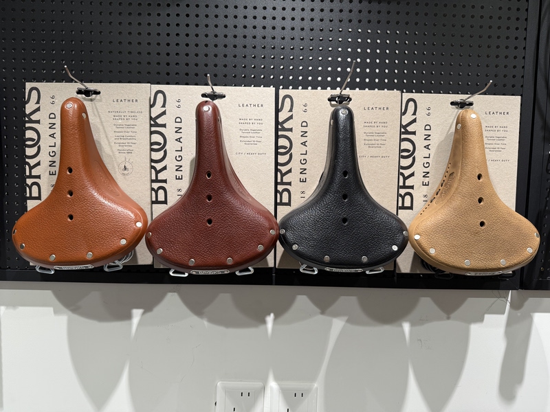 British Brooks B67 British Genuine Leather Saddle, Long-Distance Comfort Version, Genuine Guarantee