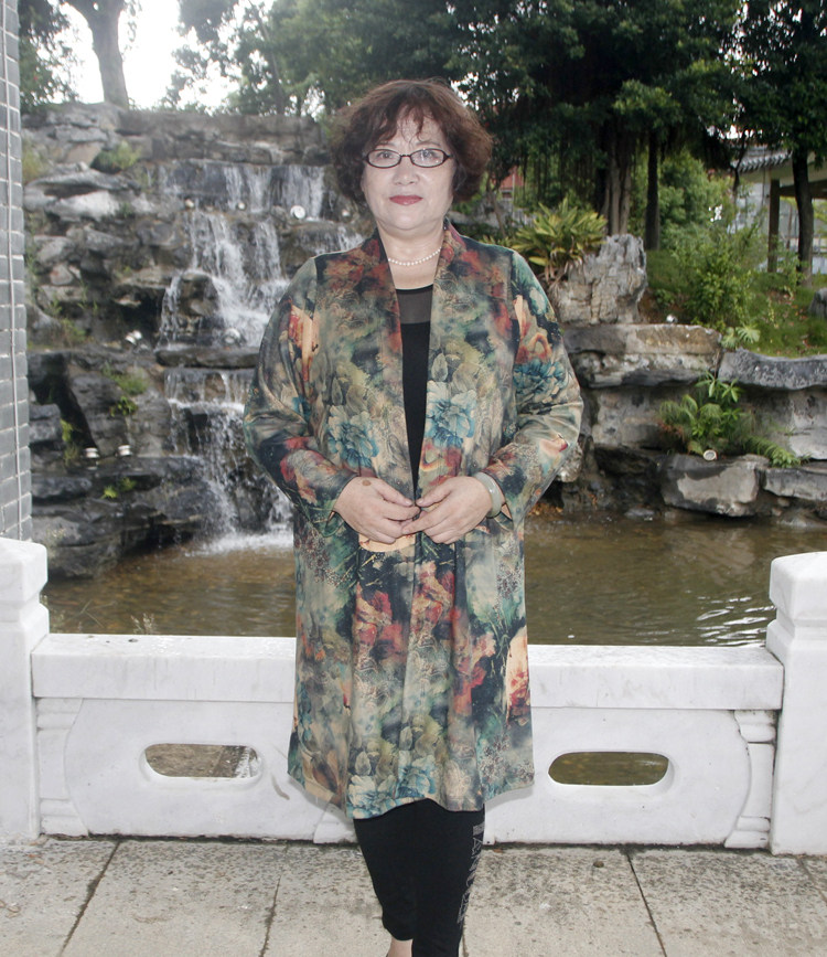 Осенний длинный плащ, куртка для матери, для среднего возраста, средней длины, большой размер Jane edge 