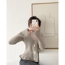 ICTS is the first love ~ gentle and flashy solar system micro-lace down swing deep V collar button knit small jacket