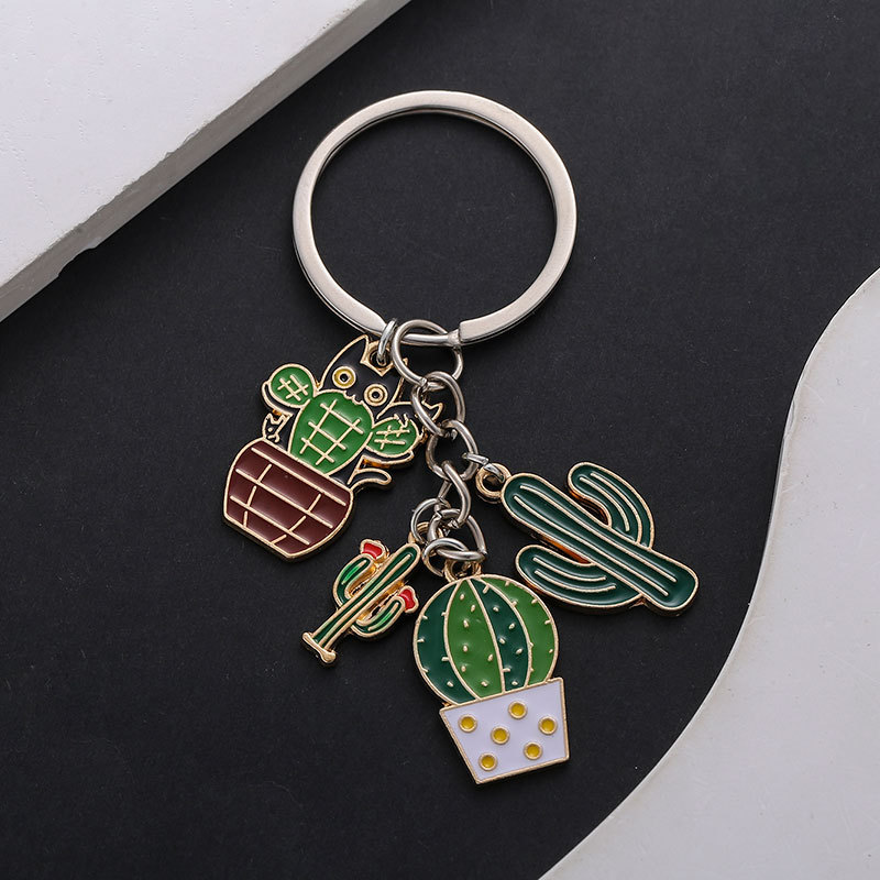 Creative Cactus Keychain Pendant, Cute Cartoon Car Chain Ring, Couple Bag Accessories, Small Gift