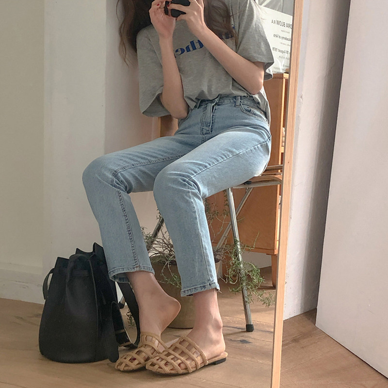 Light blue straight jeans women's 2021 new spring and summer high waist loose thin man nine-point smoke pipe