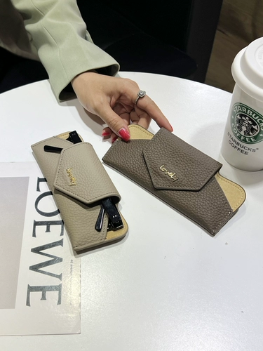 Портативные брендовые солнцезащитные очки на солнечной энергии, сумка для хранения подходит для мужчин и женщин, защитный чехол, из натуральной кожи