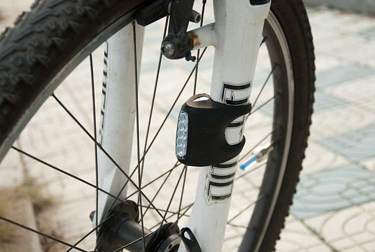 Eclairage pour vélo - feux de Valve - Ref 2399954 Image 10