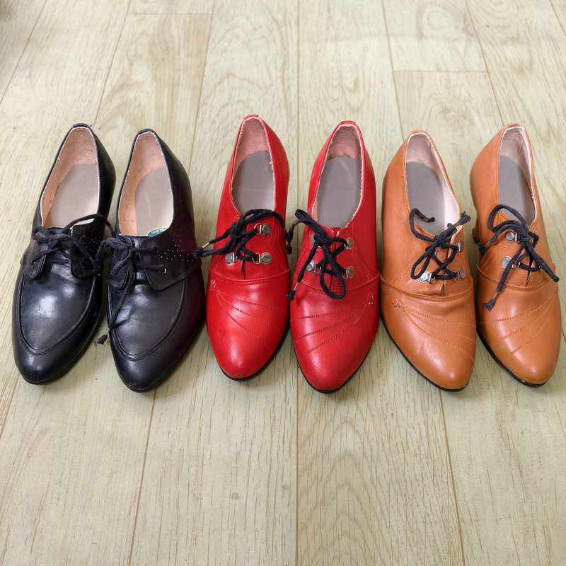 Nostalgic Old Stock 80S-90S Women's Genuine Leather High-Heeled Shoes, Red, Black, and Yellow High-End Leather Shoes