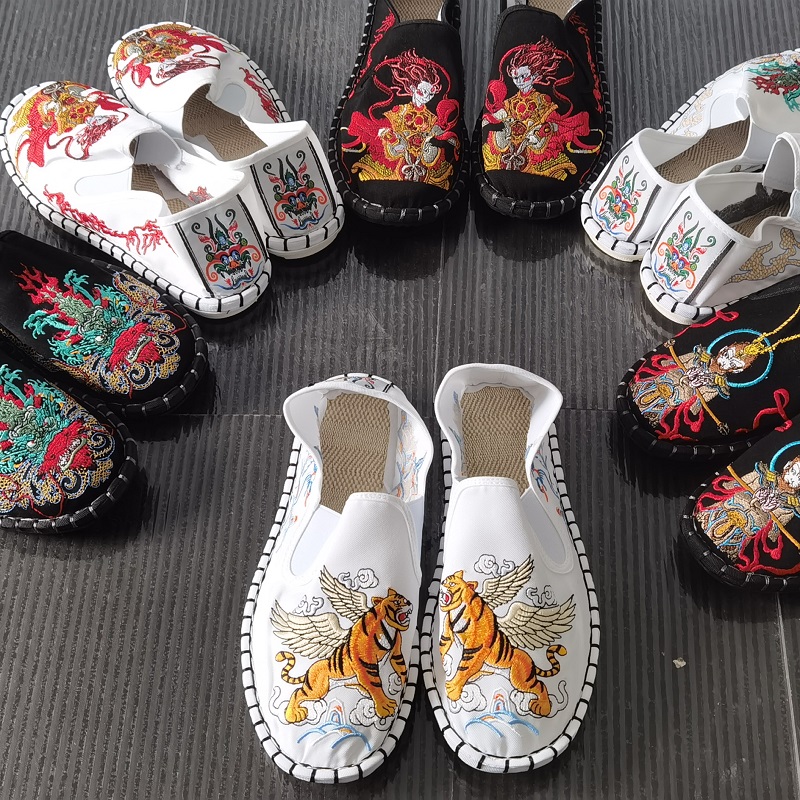 Embroidered new old Beijing Melaleuca bottom Xishan cloth shoes women's breathable fisherman Chinese style rubber soft bottom men's pedal