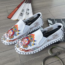 2021 New Old Beijing rubber soft bottom set foot embroidery cloth shoes embroidery breathable one pedal driving national tide Han style