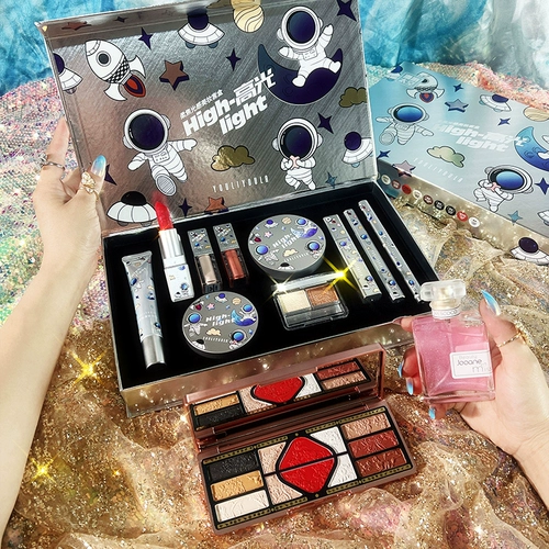 База под макияж, комплект, косметика, набор, палетка теней, помада, рассыпчатая пудра, кушон, полный комплект