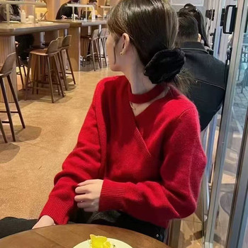 Tibao's Orders Skyrocketed during the New Year! Korean-Style Warm Sweater with a V-Neck and Halter Neck Design, Made with 3.2% Alpaca Wool, 80052
