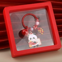 Маленькая красная панда красная + красная рамка