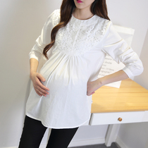 Spring Dress New Pregnancy Woman Dress All-cotton Round Necklace Lace Pregnant Woman Shirt Fashion Undershirt Pregnant with a loose jacket