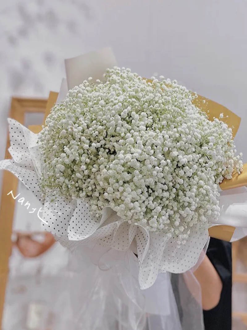 Imported wax printing paper dot waterproof bag flower paper Flower packaging materials Korean style gift packaging florist supplies