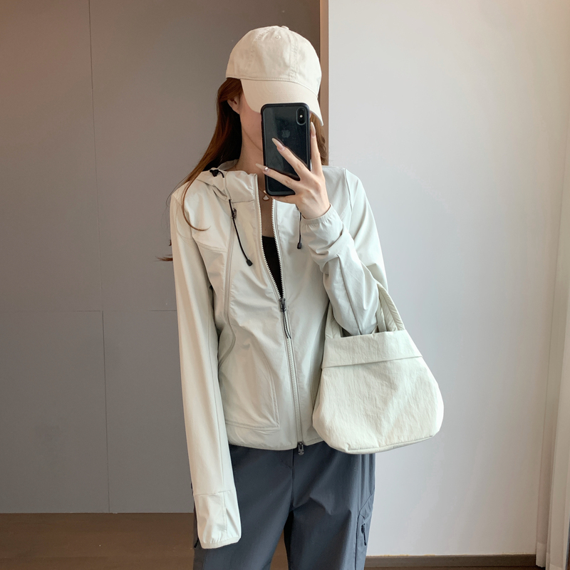 Thewow High-Quality Functional Mountain-Style Jacket with Excellent Quality! Hooded Double-Zip Pocket Outdoor Jacket, New Spring Model
