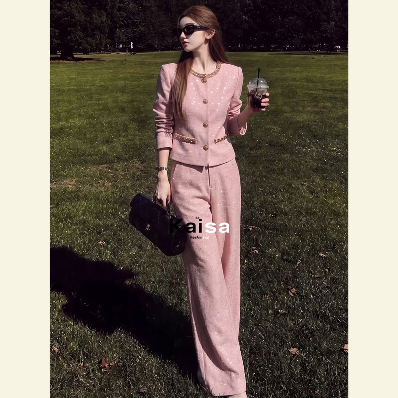 Autumn Outfit for Young Ladies in Jiangsu, Zhejiang, and Shanghai: High-End, Elegant, Sophisticated, Chanel-Style, Pink Sequin Suit Pants for Commuting