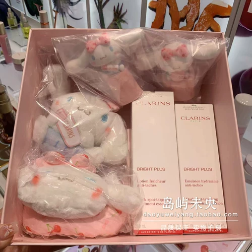 Clarins, подарочная коробка, молочко, крышка от бутылочки, кукла, повязка на голову, Cinnamoroll, делается под заказ