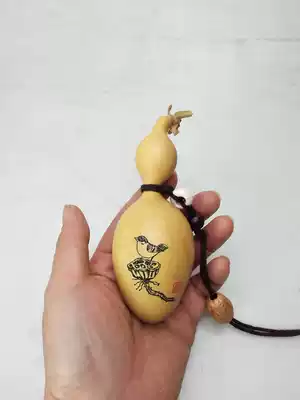 Natural planting gourd small bottle gourd pure hand engraved ink carved car pendants ornaments bird a slant