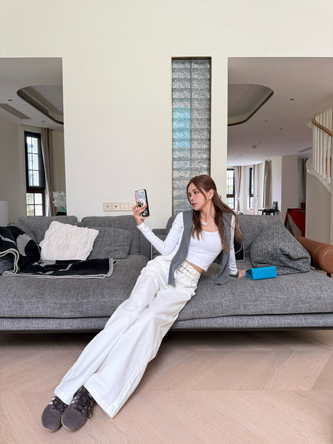 Mungsera's Original Mid-High Waist Slimming Wide-Leg Jeans with Double Waistband, Two Colors!