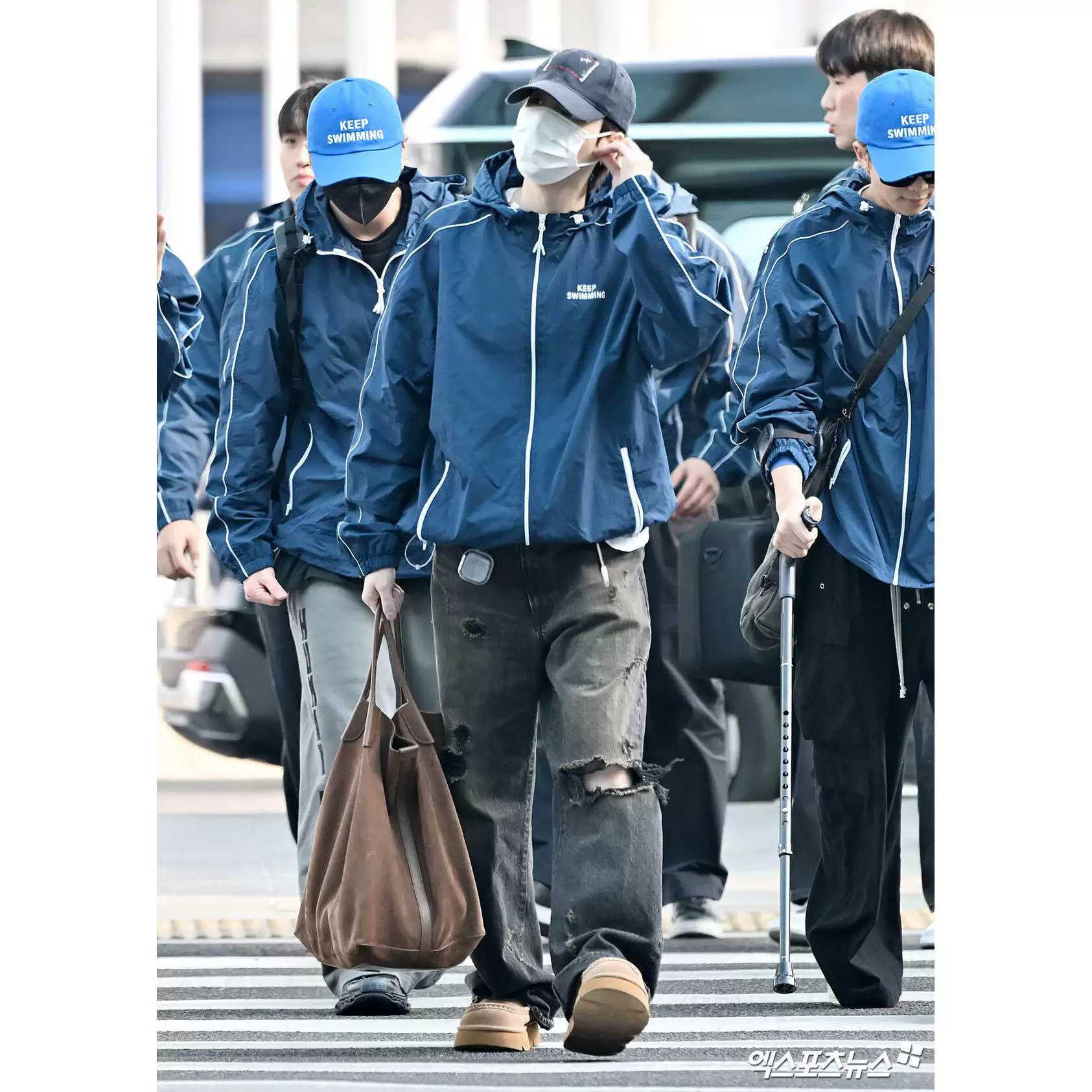 Подтверждаю стиль юношеской лиги BTS в синей форме куртка-пиджак топ 2026 новый мужской и женский спортивный костюм куртка