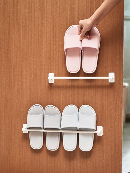 日式壁挂式毛巾杆免打孔挂架置物架毛巾晾晒浴室拖鞋墙壁挂架5133