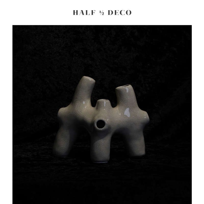 Half ½ Deco Modern Minimalist Creative Abstract Three-Legged Coral Glazed Ceramic Flower Vessel Decorative Ornament Half ½ Deco Modern Minimalist Creative Abstract Three-Legged Coral Glazed Ceramic Flower Vessel Decorative Ornament