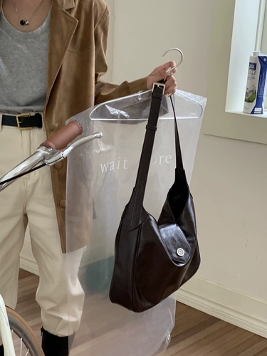 Демисезонная сумка, вместительный и большой ремешок для сумки на одно плечо, в корейском стиле, из натуральной кожи