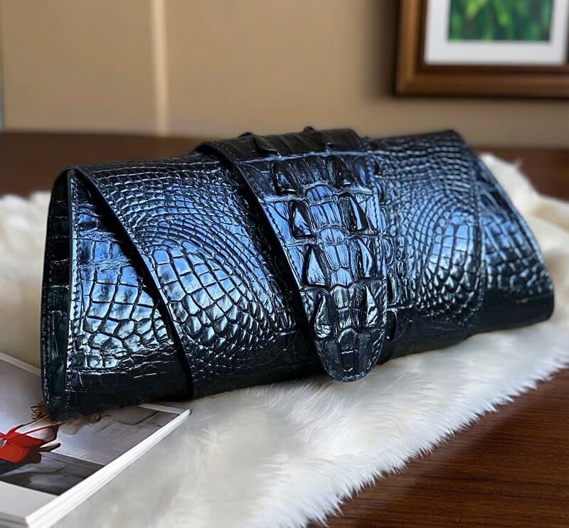 Luxurious Crocodile Leather Women's Bag, Genuine Leather Clutch, Women's Shoulder Bag, Evening Handbag, Fashionable Chain, French Style, Trendy and Exquisite