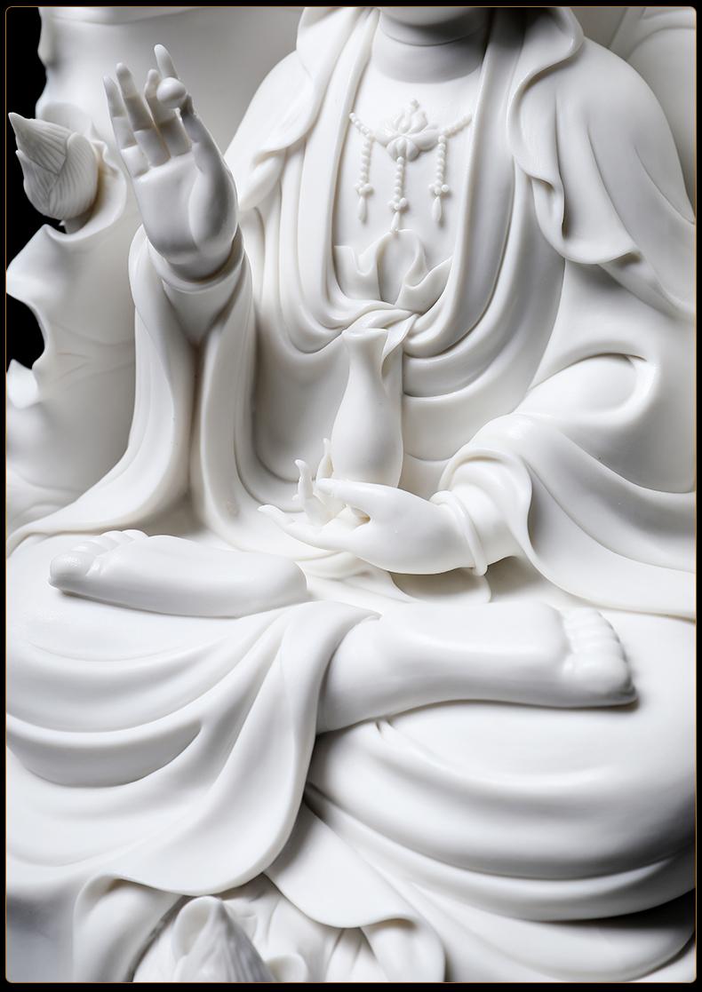 Yutang dai dehua ceramic Buddha crafts master Liu Mingzhi hand to sign for collection at the provincial level nine lotus guanyin