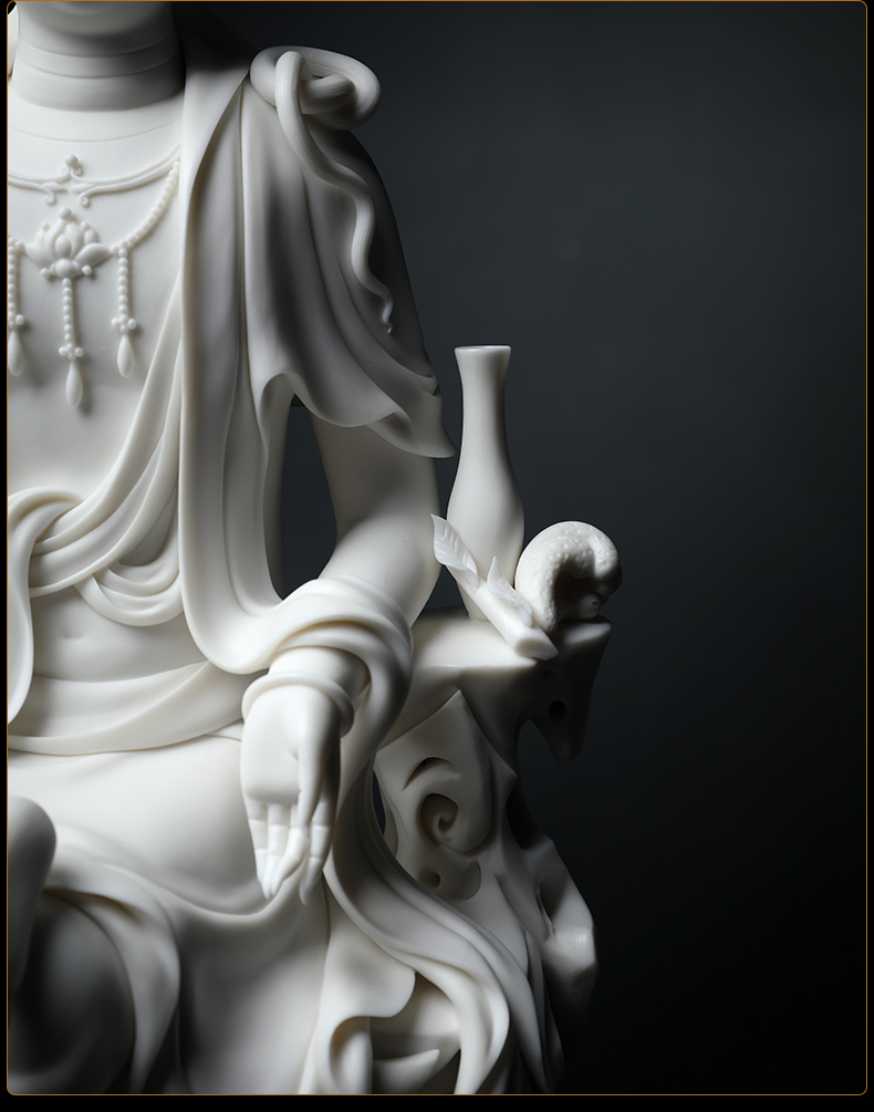 Yutang dai dehua white porcelain sat rock at guanyin Buddha worship that occupy the home furnishing articles jian - pin Lin manually signed limited edition