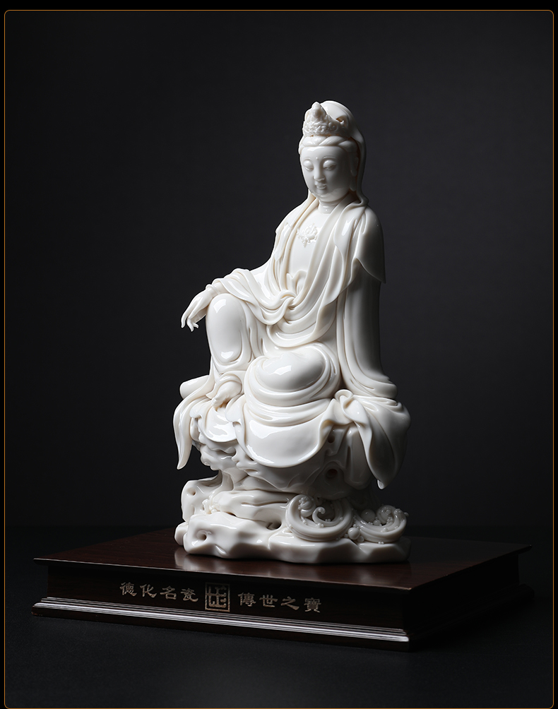 Yutang dai sat rock at guanyin Buddha furnishing articles dehua white porcelain Su Youde master manually signed process works