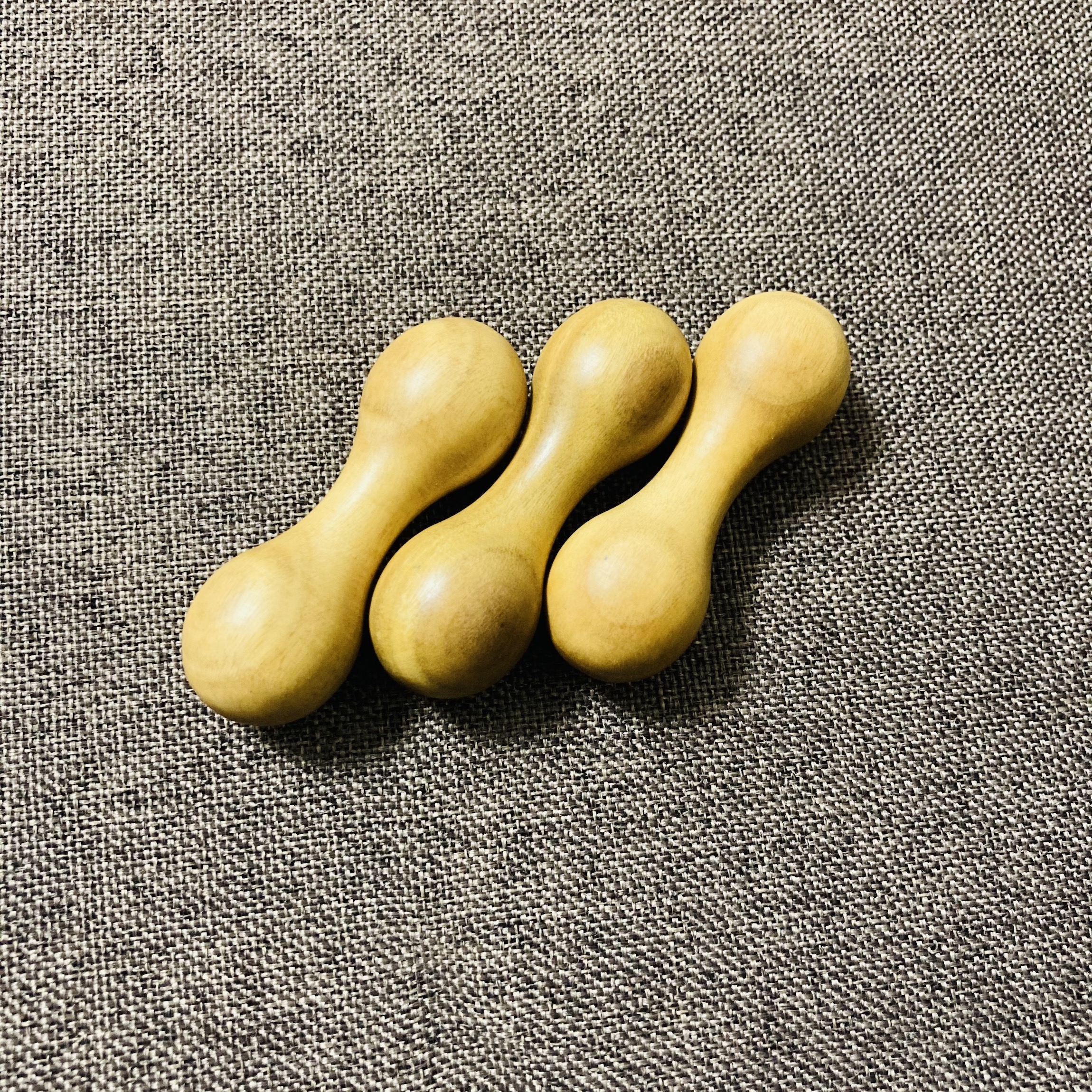 Wooden bone finger flexible bone finger trick toy Relaxing decompression Portable