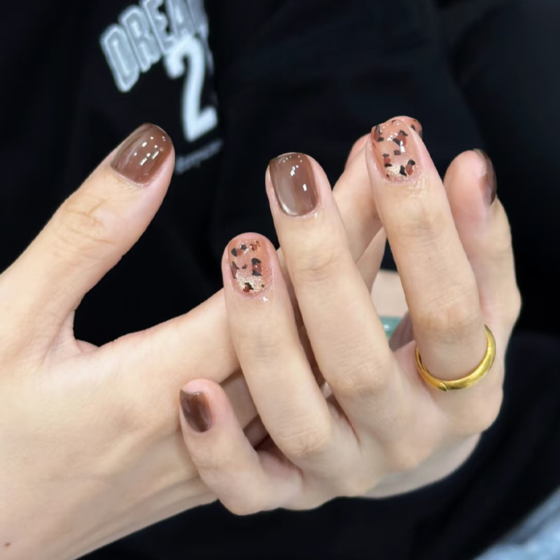Purely Handmade Short Autumn and Winter Cat-Eye Leopard Print Wearable Nails, New Light Luxury High-End Nail Art Nail Patches, Exquisite