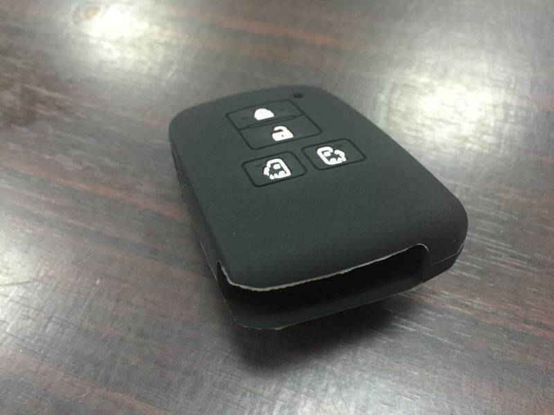 For Camry Senna NOAH VOXY Senna 80 Series Silicone Key Cover Car Remote Control Protection Shell Buckle