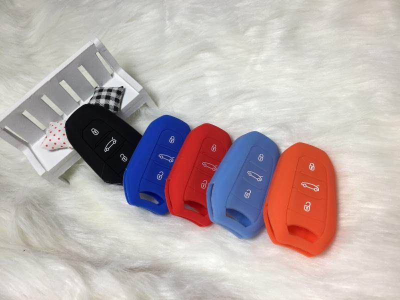 Wholesale 2 008 408 508 silicone key case car key case Smart Remote control case buckle