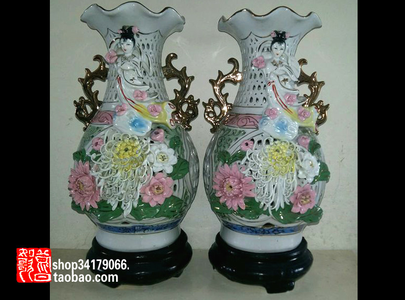 (Arts and Crafts Ceramic) 80s Chaozhou Maple Heaven Women's Loose Flower Hollowed-out Large Vase (pair)