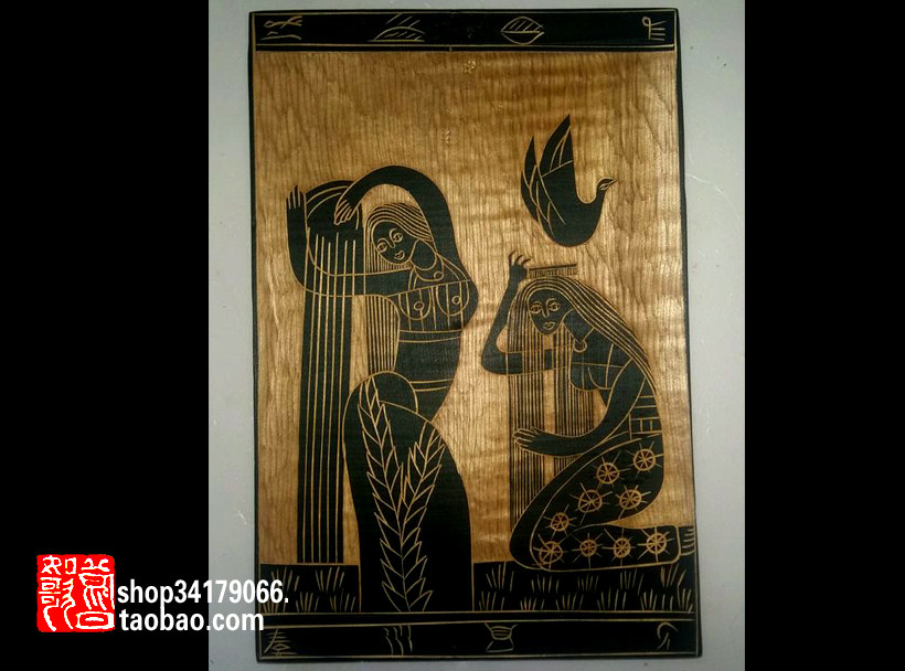 Old objects decoration crafts ) 90's hand carving national style black and white wood print hanging piece C