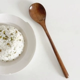 Деревянная высушенная рисовая ложка японская деревянная ложка в стиле в стиле, чтобы поесть, сеять порошковая ложка, длинная ложера рамена с розовой деревянной головкой.