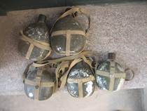 Super-price early Old Soldiers bought old kettle aluminum kettle bag old antique collection Party history revolutionary education exhibition