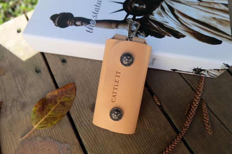 Handmade da thực vật da rám nắng da bò da retro gốc nam và nữ lớp đầu treo thắt lưng túi khóa ví móc chìa khóa giá rẻ
