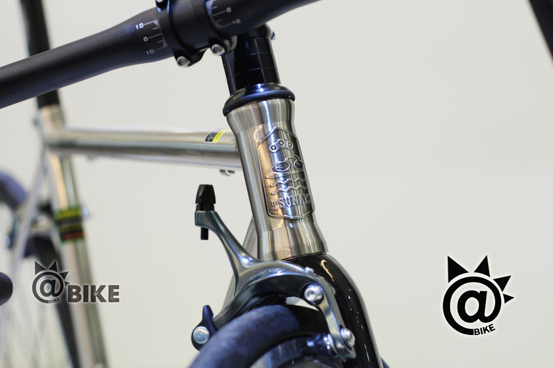 шоссейный велосипед @bike 正品行货 速那米海啸 tsunami 4135  公路整车钢架复古 Speed that meter