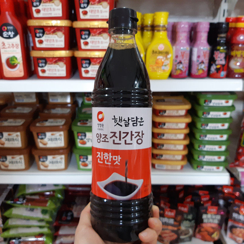 Imported from South Korea Ching Ching Yuan aroma brewed soy sauce red bottle 840ml Korean cuisine condiments barbecue cooking