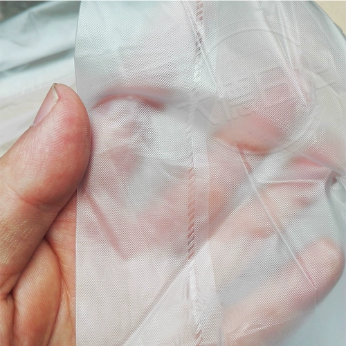 Матовый легкий и тонкий дождевик для плавания